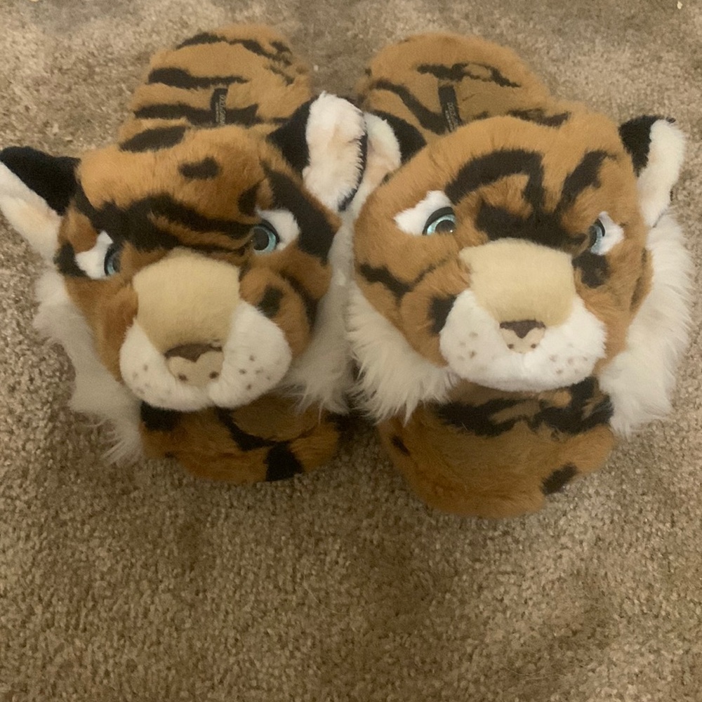 Never used rare Dolce&Gabbana tiger slides from 2018 collection OPEN TO OFFERS